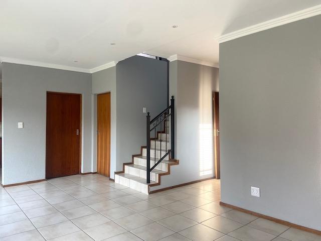 To Let 3 Bedroom Property for Rent in Amorosa Gauteng