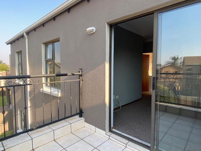 To Let 3 Bedroom Property for Rent in Amorosa Gauteng