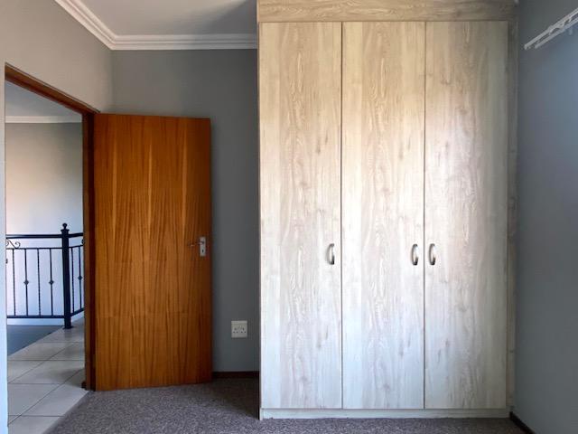 To Let 3 Bedroom Property for Rent in Amorosa Gauteng