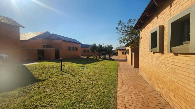 2 Bedroom Property for Sale in Retire at Midstream Gauteng
