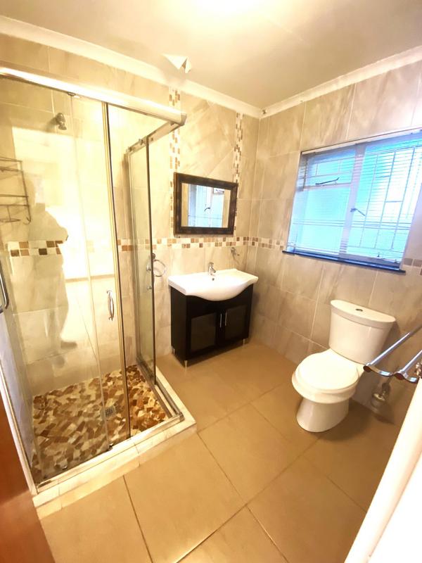 3 Bedroom Property for Sale in Brackenhurst Gauteng