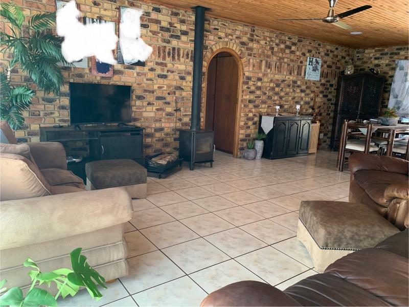 4 Bedroom Property for Sale in Vanderbijlpark SE 3 Gauteng