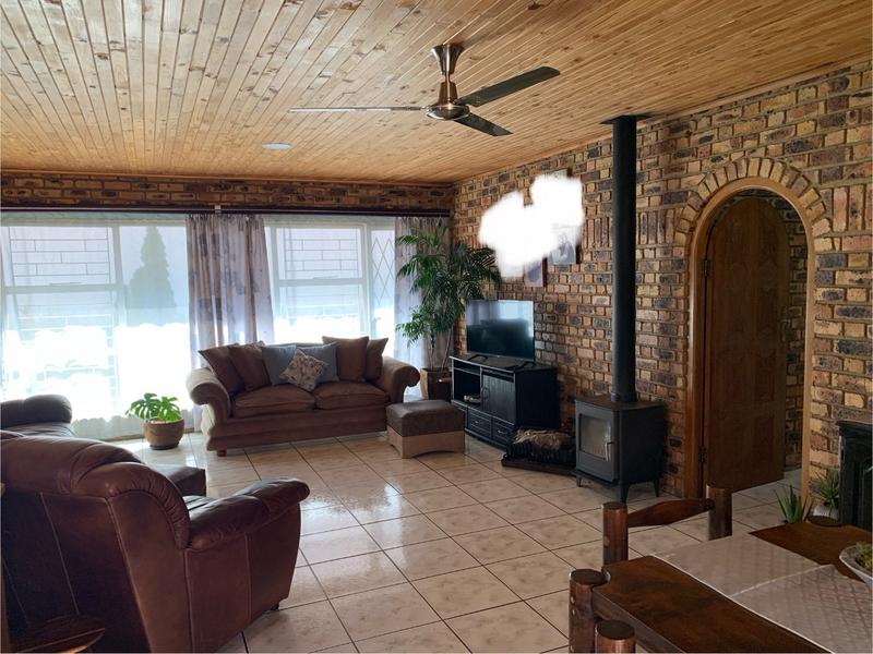 4 Bedroom Property for Sale in Vanderbijlpark SE 3 Gauteng