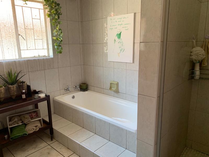 4 Bedroom Property for Sale in Vanderbijlpark SE 3 Gauteng