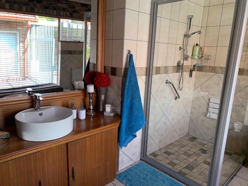 4 Bedroom Property for Sale in Vanderbijlpark SE 3 Gauteng