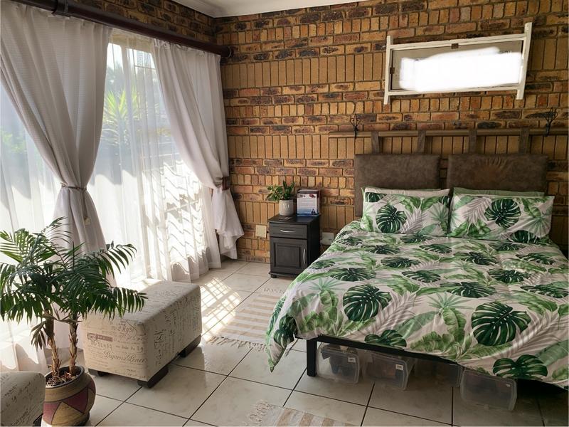 4 Bedroom Property for Sale in Vanderbijlpark SE 3 Gauteng