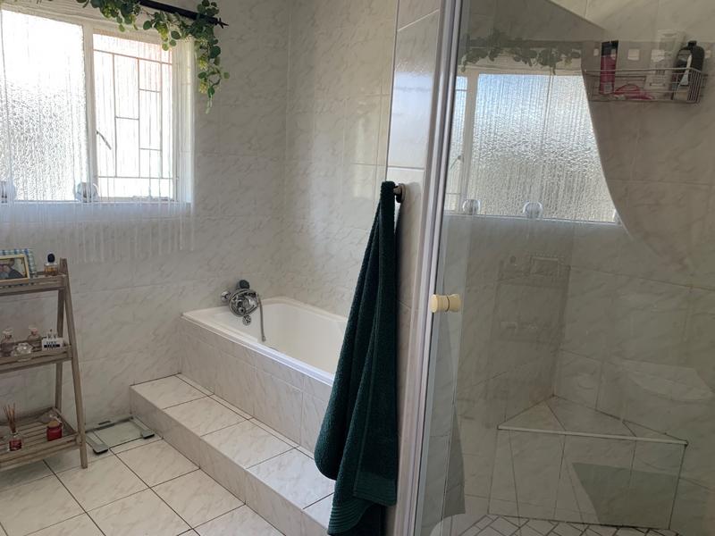 4 Bedroom Property for Sale in Vanderbijlpark SE 3 Gauteng