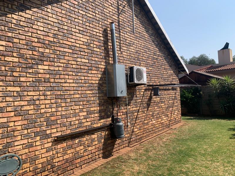 4 Bedroom Property for Sale in Vanderbijlpark SE 3 Gauteng