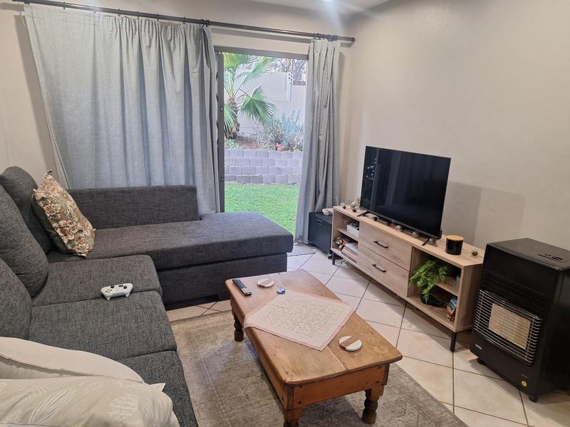 2 Bedroom Property for Sale in Erasmuskloof Gauteng