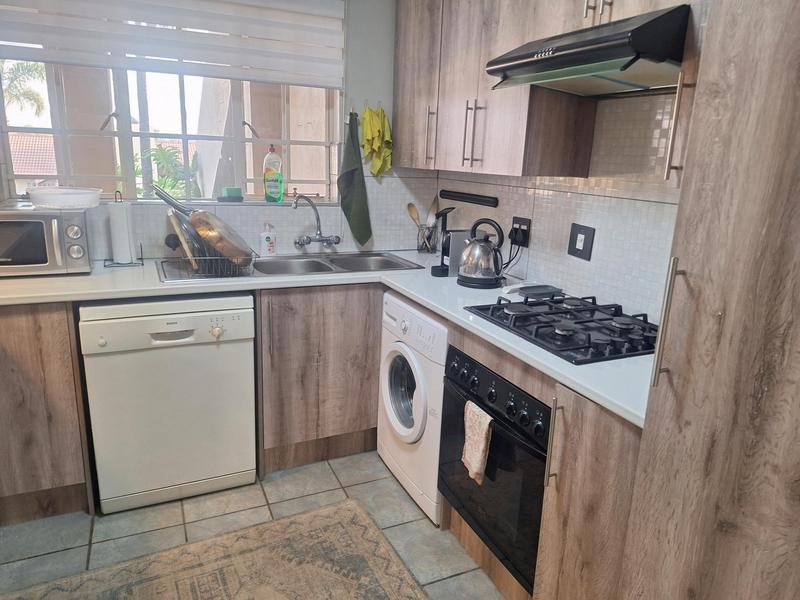 2 Bedroom Property for Sale in Erasmuskloof Gauteng