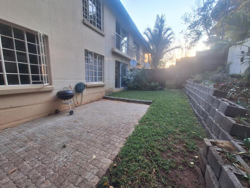 2 Bedroom Property for Sale in Erasmuskloof Gauteng