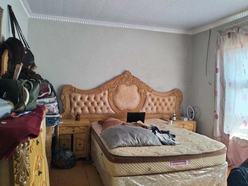 8 Bedroom Property for Sale in Ivory Park Gauteng