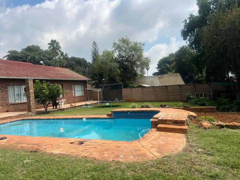 4 Bedroom Property for Sale in Meyerspark Gauteng