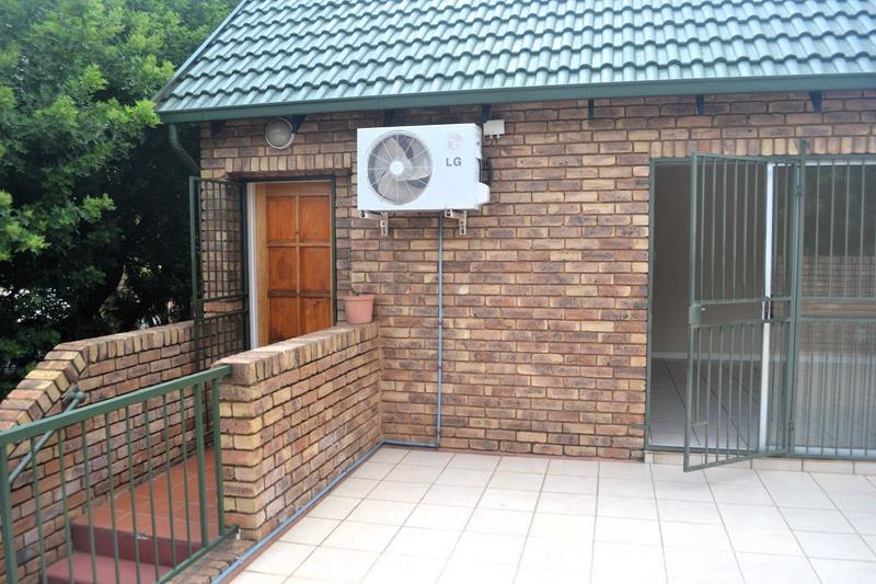 3 Bedroom Property for Sale in Florauna Gauteng