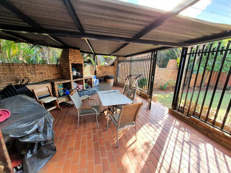 3 Bedroom Property for Sale in Karenpark Gauteng