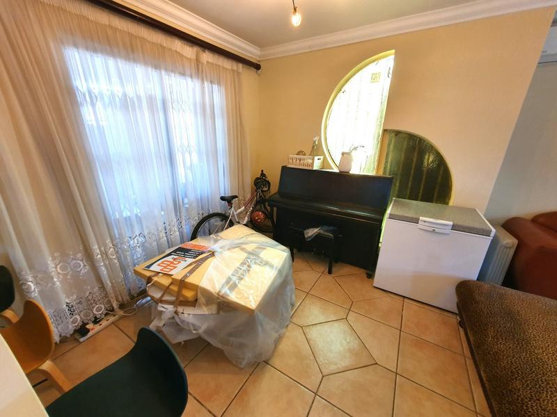 3 Bedroom Property for Sale in Karenpark Gauteng