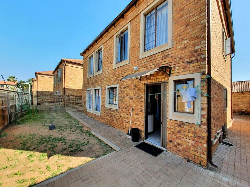 4 Bedroom Property for Sale in Theresa Park Gauteng