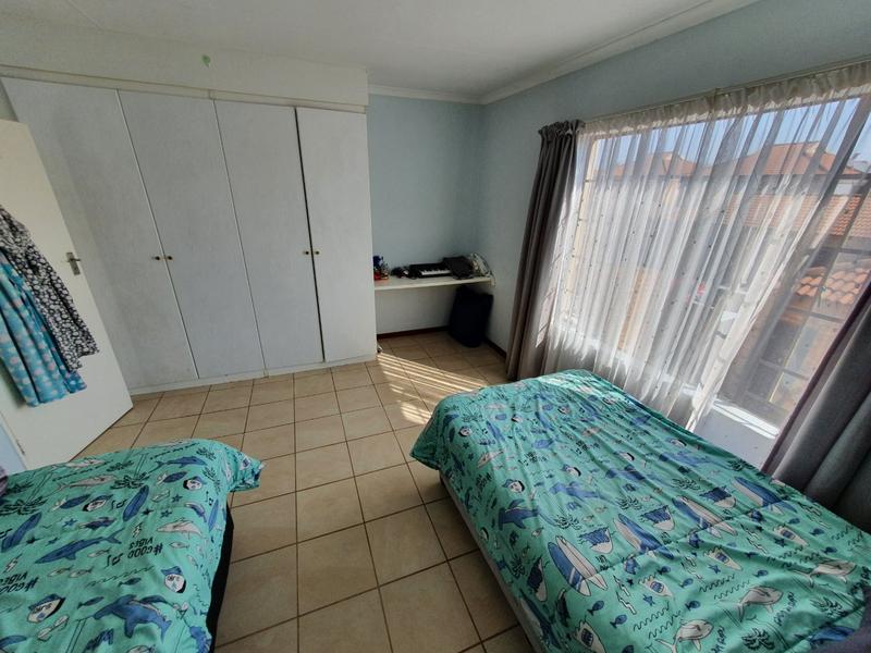 4 Bedroom Property for Sale in Theresa Park Gauteng