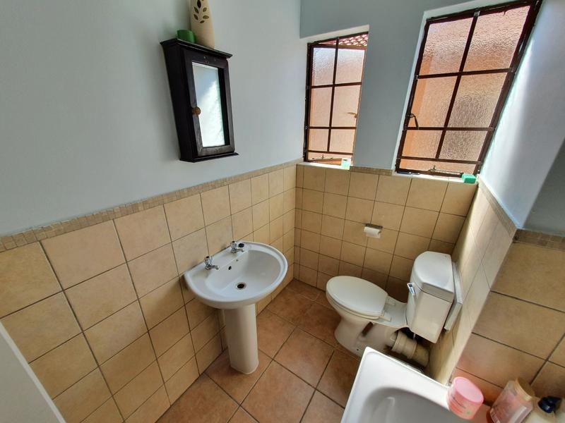 4 Bedroom Property for Sale in Theresa Park Gauteng