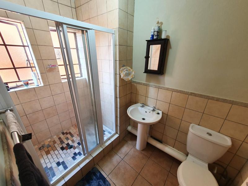 4 Bedroom Property for Sale in Theresa Park Gauteng