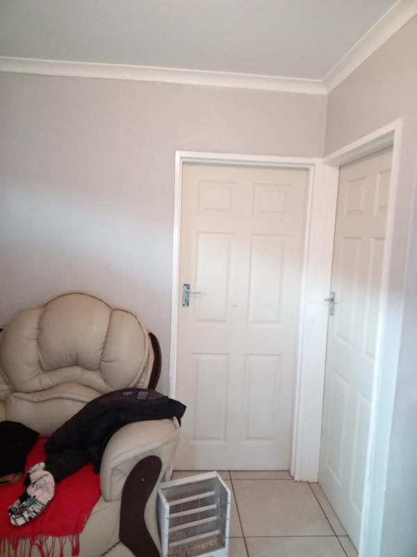 2 Bedroom Property for Sale in Protea Glen Gauteng
