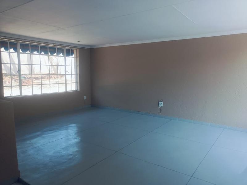 To Let 3 Bedroom Property for Rent in Bramley Gauteng