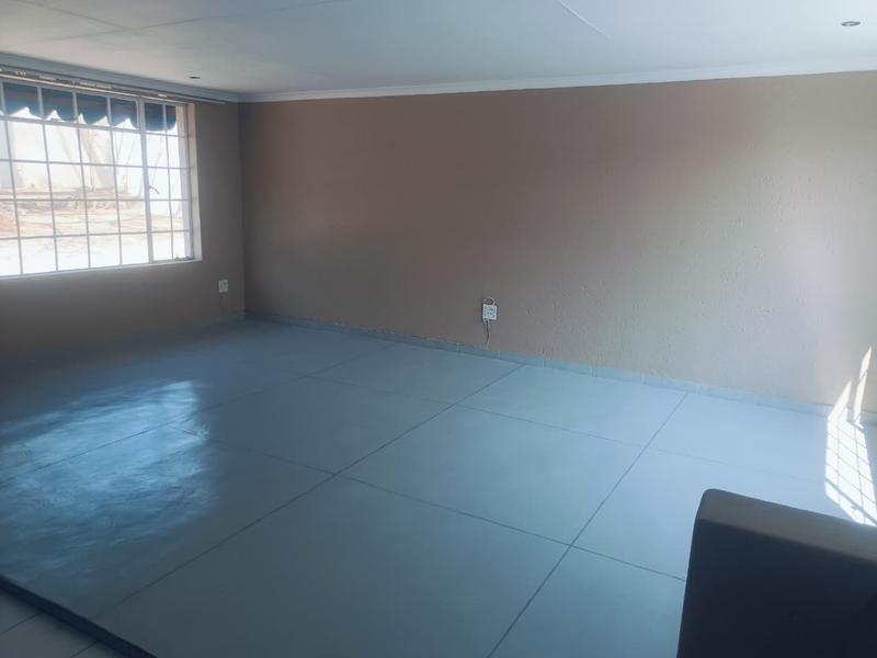 To Let 3 Bedroom Property for Rent in Bramley Gauteng