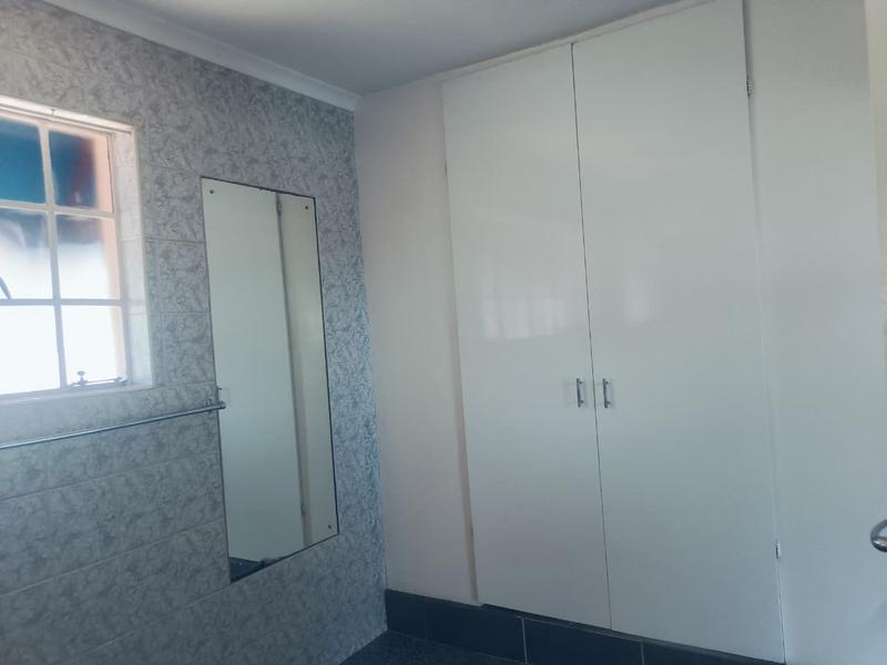 To Let 3 Bedroom Property for Rent in Bramley Gauteng