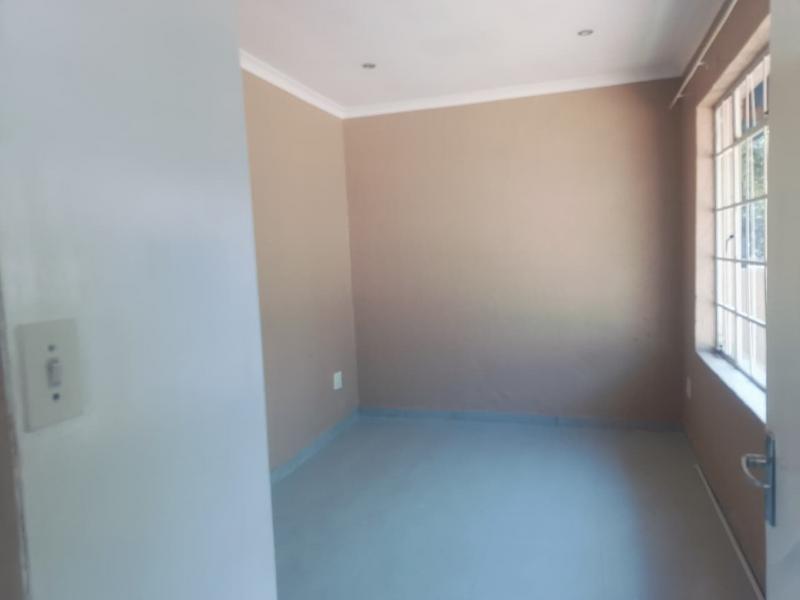 To Let 3 Bedroom Property for Rent in Bramley Gauteng