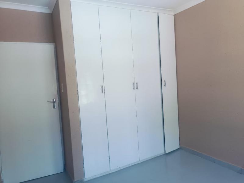 To Let 3 Bedroom Property for Rent in Bramley Gauteng
