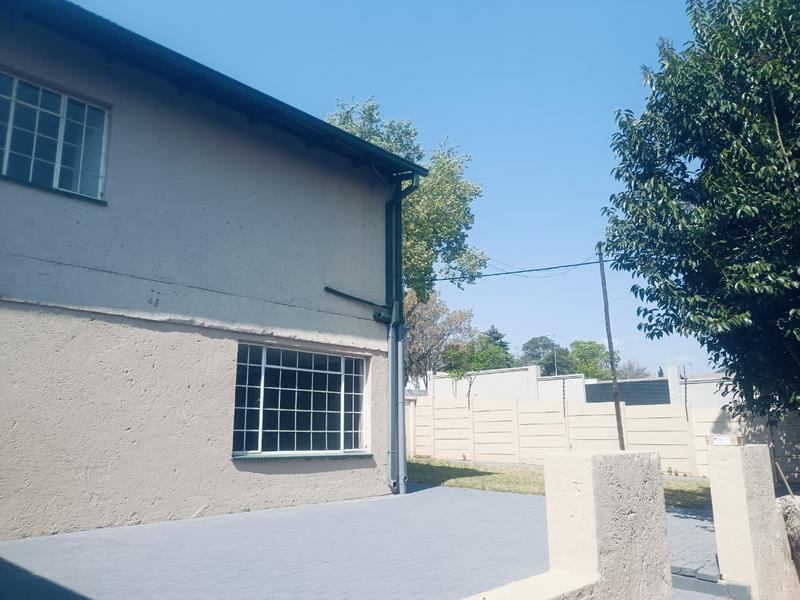 To Let 3 Bedroom Property for Rent in Bramley Gauteng