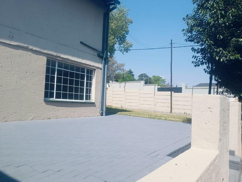To Let 3 Bedroom Property for Rent in Bramley Gauteng
