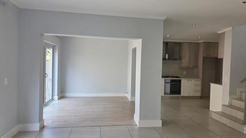 To Let 3 Bedroom Property for Rent in Bryanston Gauteng