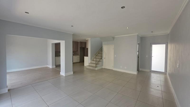 To Let 3 Bedroom Property for Rent in Bryanston Gauteng