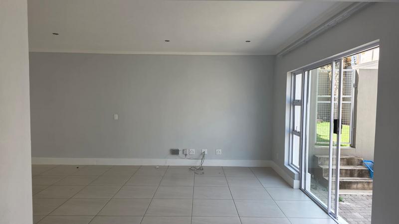 To Let 3 Bedroom Property for Rent in Bryanston Gauteng