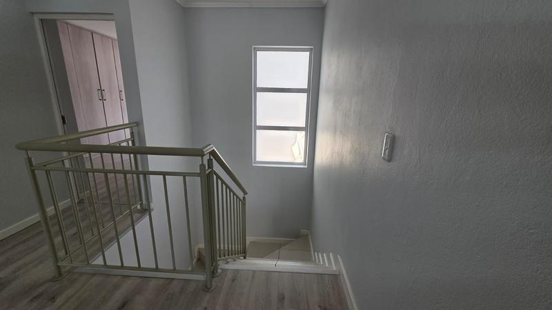 To Let 3 Bedroom Property for Rent in Bryanston Gauteng