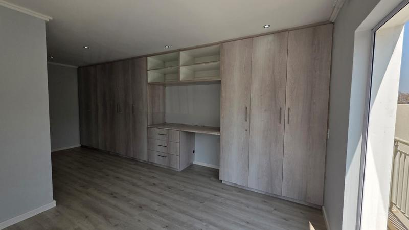 To Let 3 Bedroom Property for Rent in Bryanston Gauteng