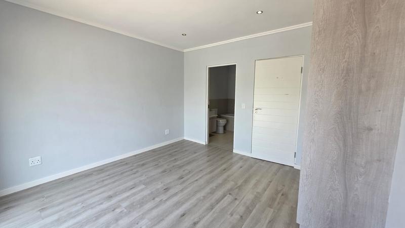 To Let 3 Bedroom Property for Rent in Bryanston Gauteng