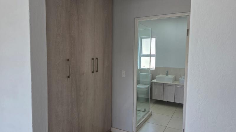 To Let 3 Bedroom Property for Rent in Bryanston Gauteng
