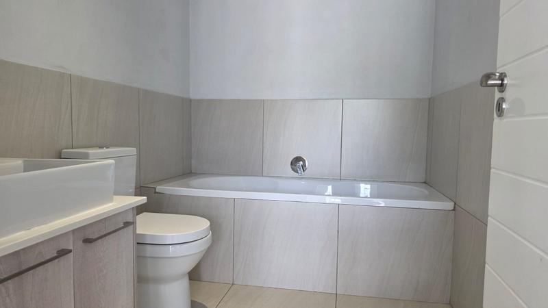 To Let 3 Bedroom Property for Rent in Bryanston Gauteng