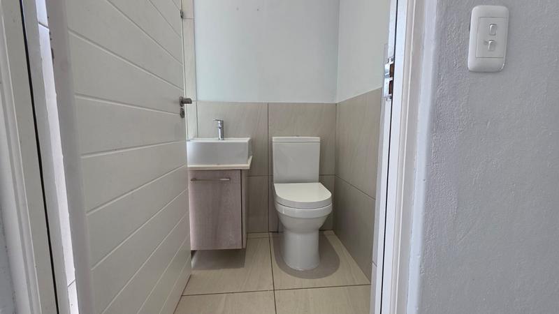 To Let 3 Bedroom Property for Rent in Bryanston Gauteng