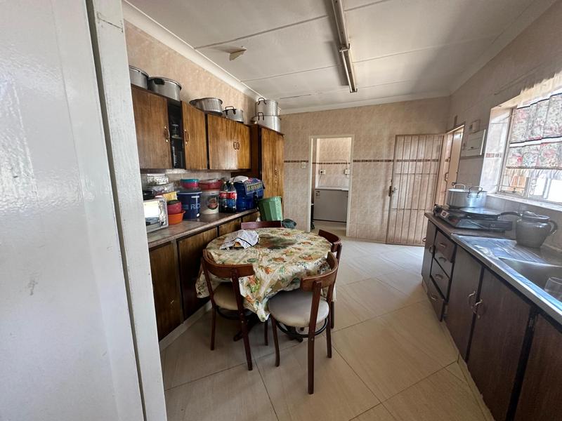 5 Bedroom Property for Sale in Erasmia Gauteng
