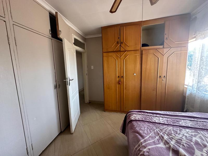5 Bedroom Property for Sale in Erasmia Gauteng