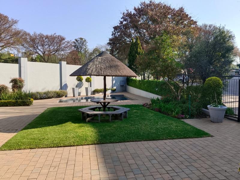 2 Bedroom Property for Sale in Magaliessig Gauteng