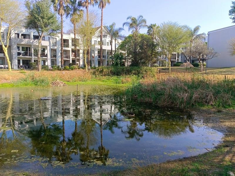 2 Bedroom Property for Sale in Magaliessig Gauteng