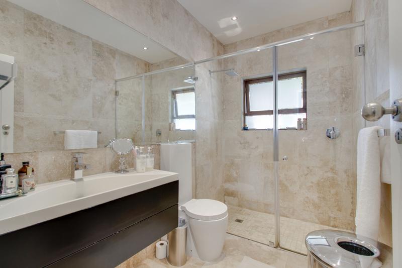 3 Bedroom Property for Sale in Sandhurst Gauteng