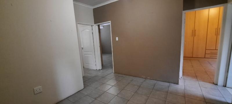 To Let 3 Bedroom Property for Rent in Hillshaven Gauteng