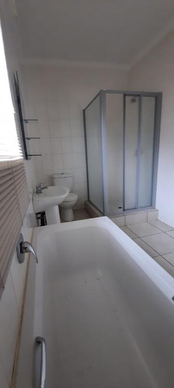 To Let 3 Bedroom Property for Rent in Hillshaven Gauteng