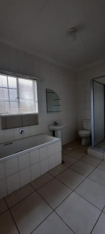 To Let 3 Bedroom Property for Rent in Hillshaven Gauteng