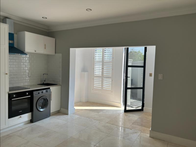 1 Bedroom Property for Sale in Bryanston Gauteng